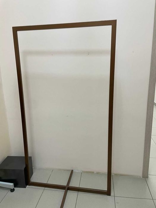 Вешала металические