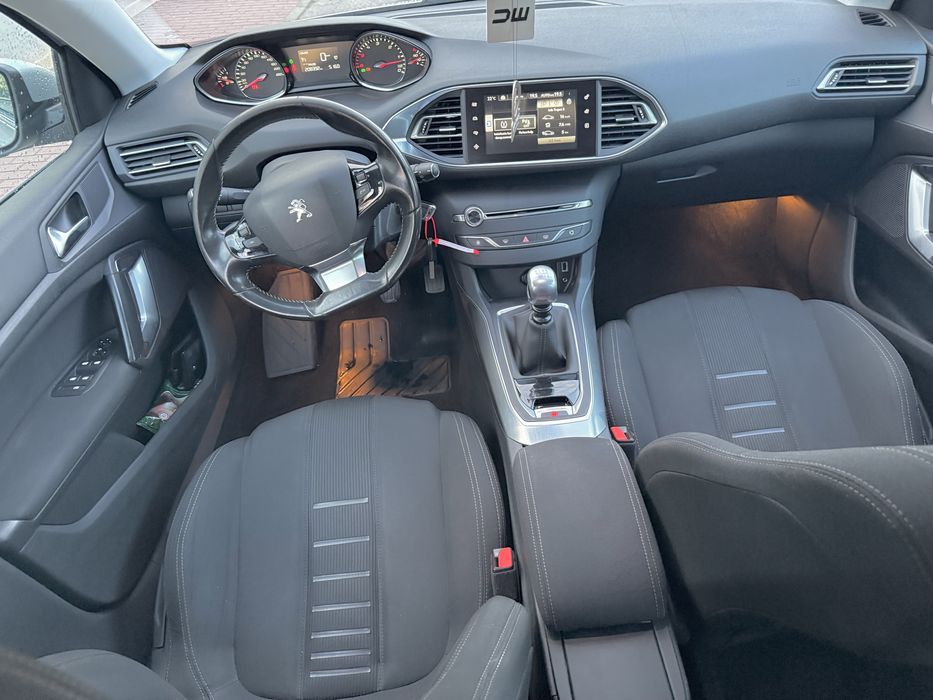Peugeot 308 ALLURE – 2014 | 1.6 HDi Diesel | 120 CP | Manuală 6+1 | 208.547 km  Posibilitate RATE TBI BANK SAU BT STAR CARD GARANTIE 1 an