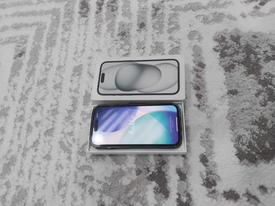 Айфон 15,128гиг,