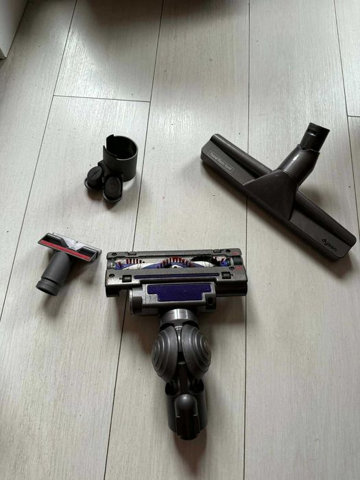 Dyson -приставки и батерия