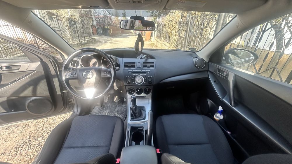 Mazda 3 1,6 benzina 2010,excelenta,fara probleme.