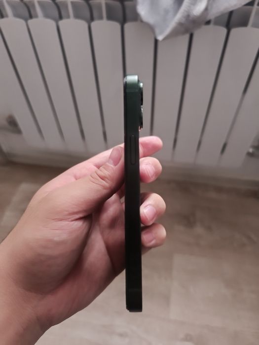 iPhone 13 256gb состояние хорошее