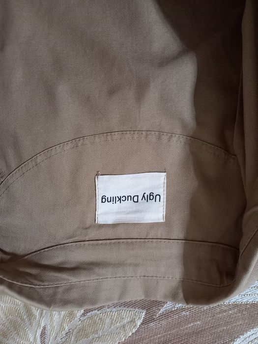 Продам тренч для девочки