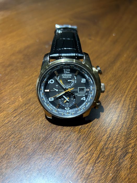 Солнечные часы Citizen Eco-Drive World Time Rose Gold