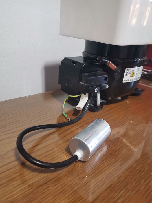 Compresor GMCC PZ75E1B combina frigorifica