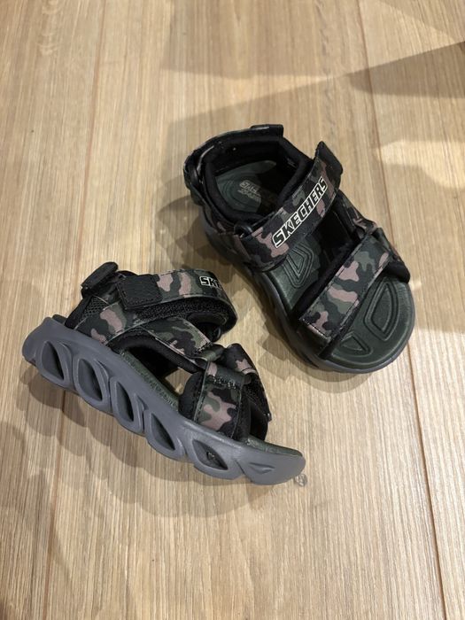 Чисто Нови детски обувки на Skechers