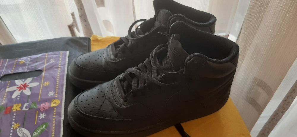 Кожени кецове Найк за момче