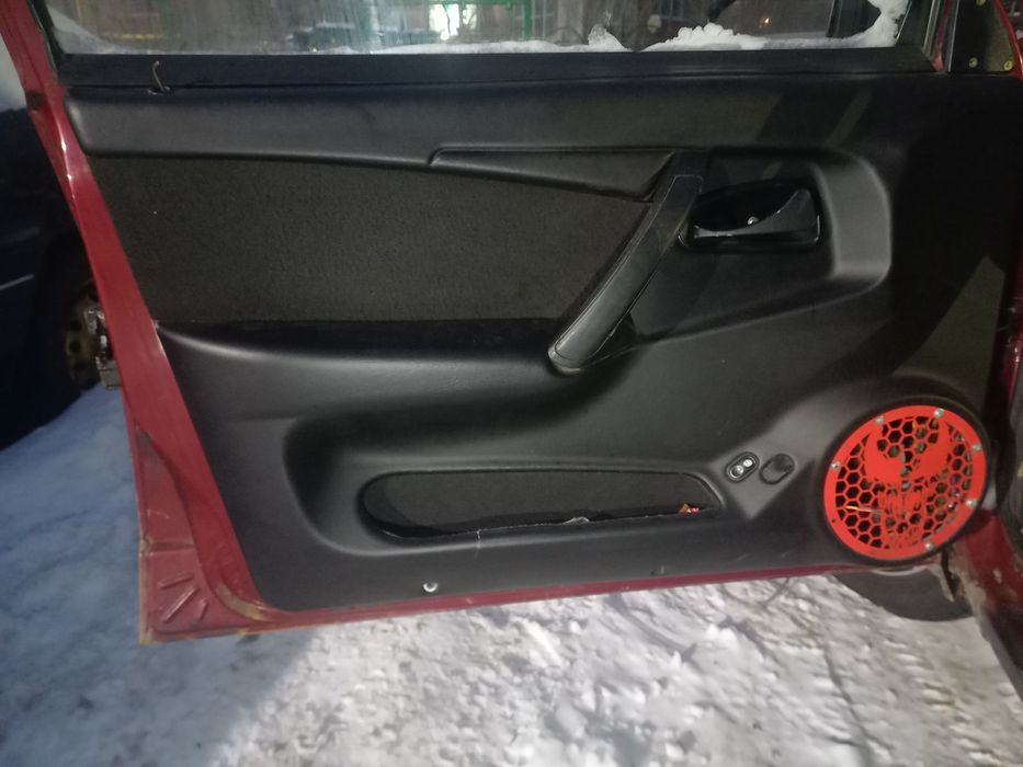 Обивки дверей  в комплекте на Ваз 09-14