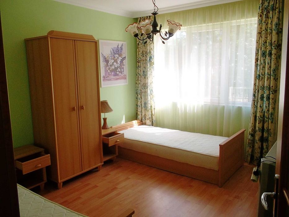 Функционален 3-стаен апартамент в кк Златни пясъци, уютен и просторен