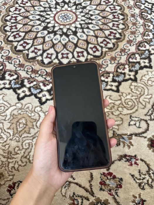 Vivo Y21 телефон