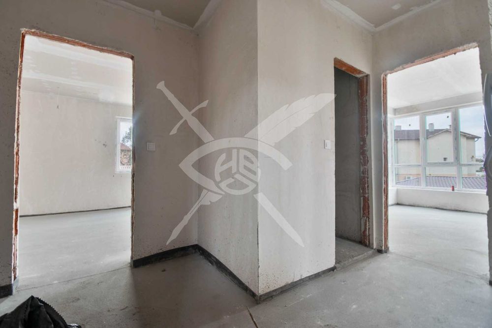 Тристаен апартамент в кв. Враждебна № 39005