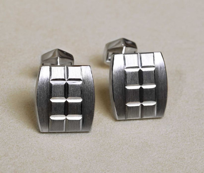 Запонки Piaget золото 750