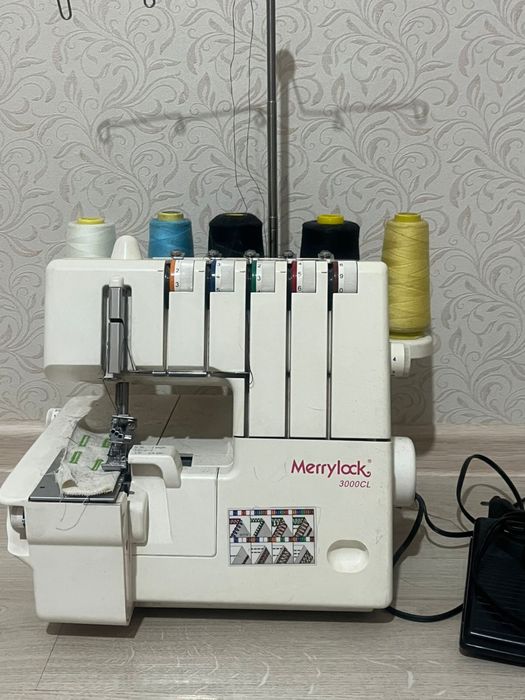 Каверлок Мерилок 3000CL