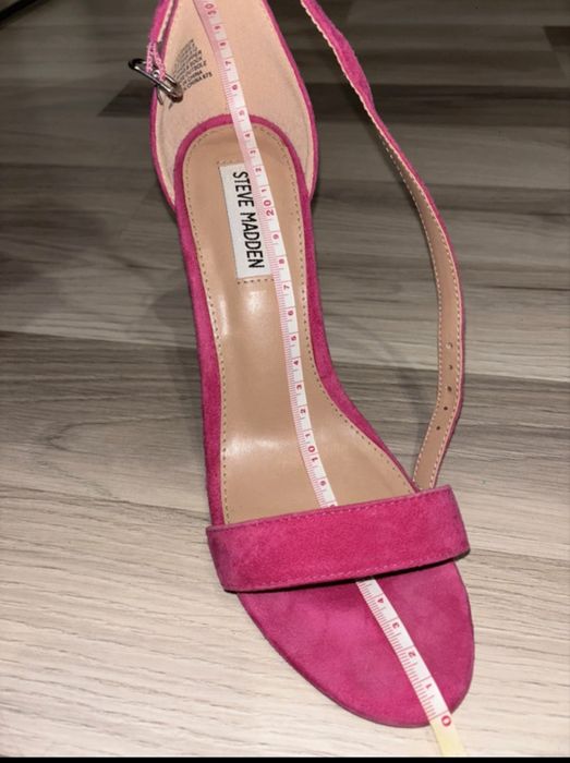 Sandale roz din piele