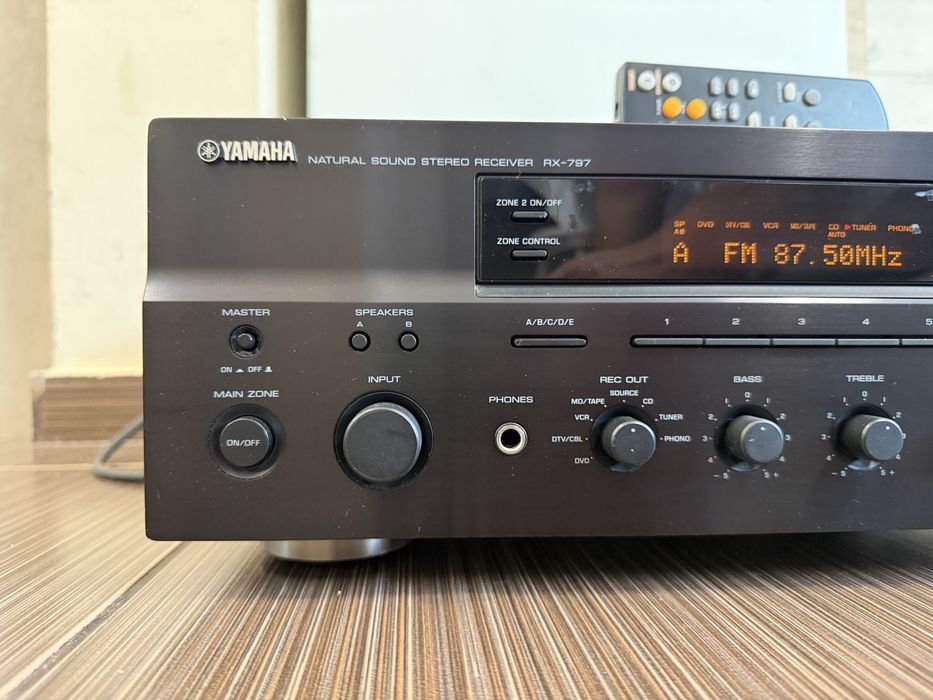 Yamaha RX-797 Качестввн и мощен стерео ресивър