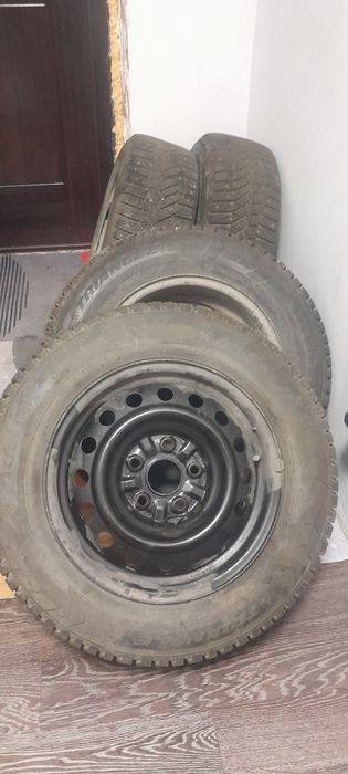 Резина с дисками R 15 205/65