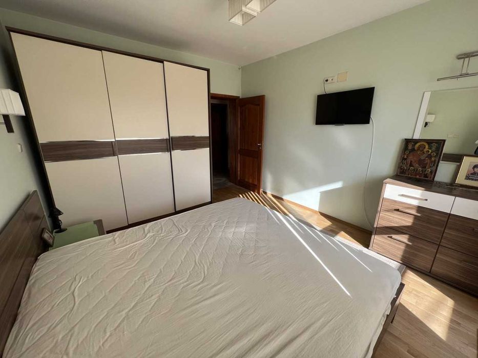 Дава се под наем Тристаен апартамент в Пловдив, Младежки Хълм - 100 кв.м за 400 € - Снимка #7