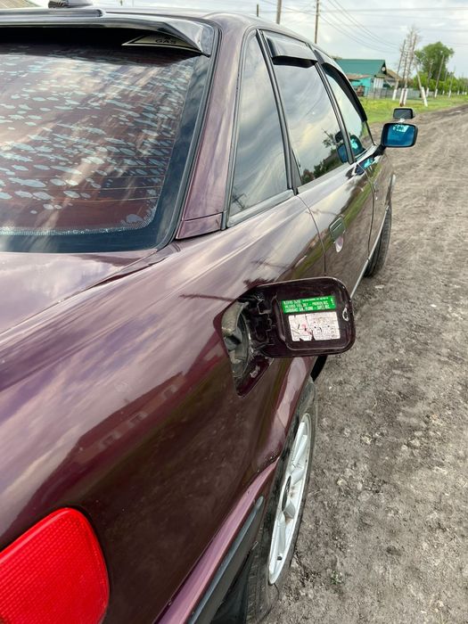 Продам Ауди 80 б4