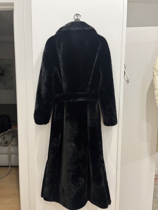 Шуба черная длинная