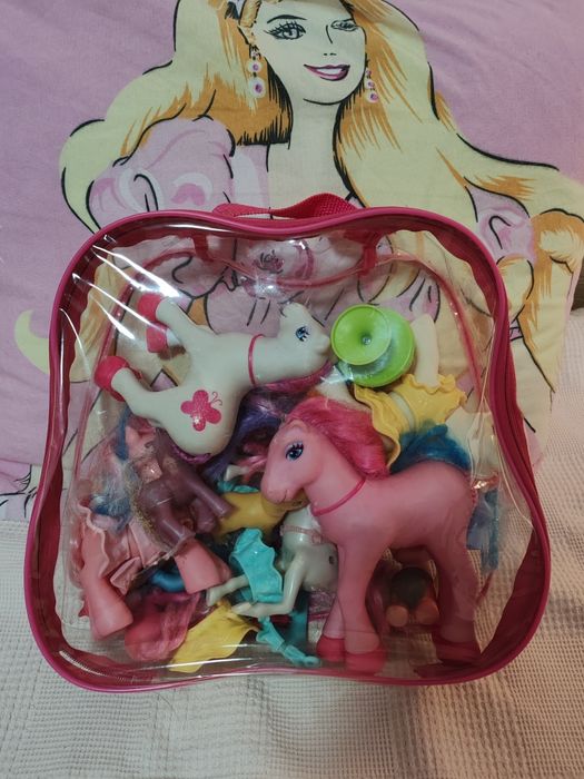 Лот детски играчки.