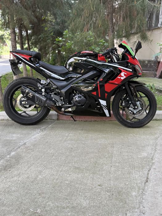 Китайский мотоцикл Panigale 300 Bikeland