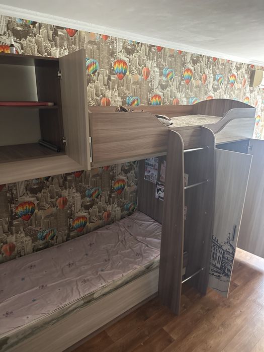Продам 2 ярусную кровать