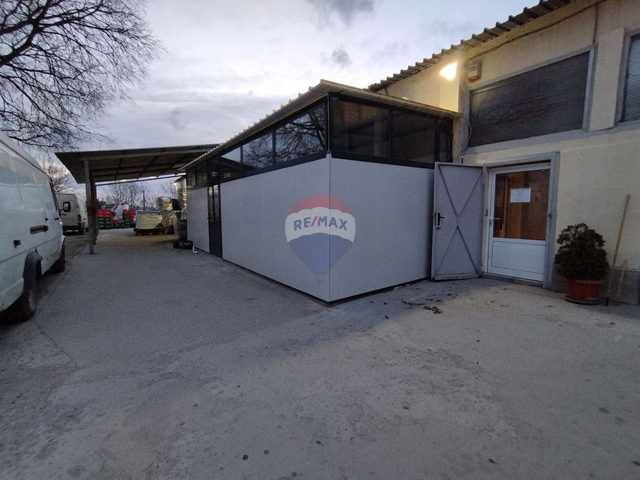 Дава се под наем Промишлена сграда в Варна, Западна промишлена зона - 1000 кв.м за 2500 € - Снимка #6