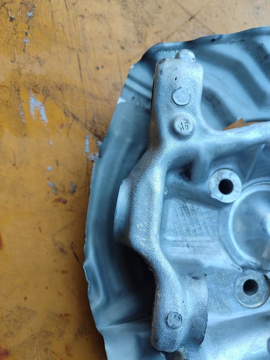 Передние цапфы BMW E39