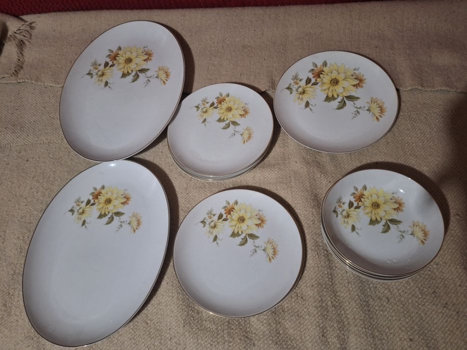 Голям порцеланов сервиз 14 части 45 см дължина⁸