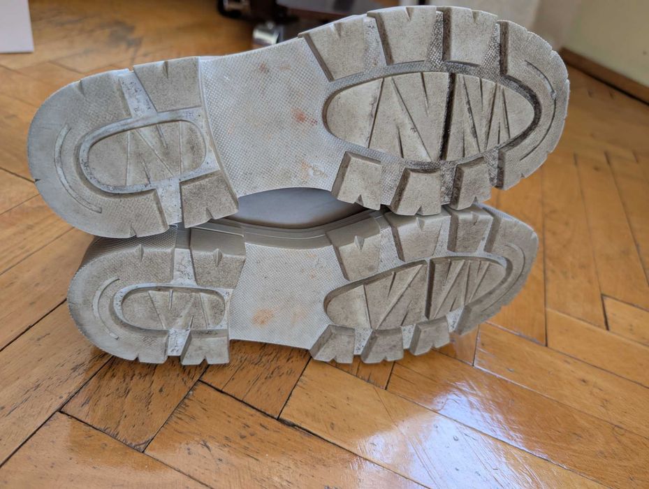 Бежови боти от набук Apple of Eden Chelsea 'Conny'