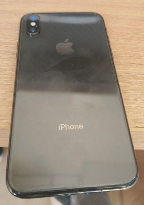 iPhone 10 черного цвета 79% батарея в идеальном состоянии