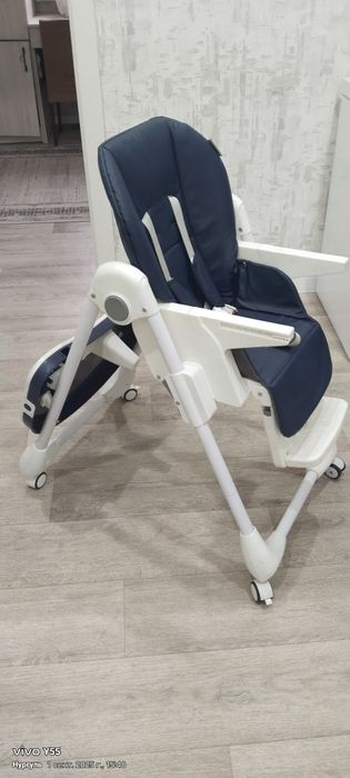 Продам складной детский стульчик