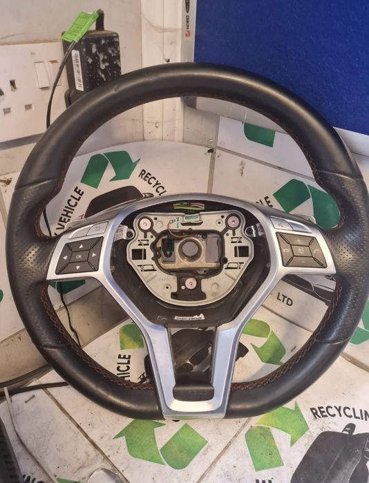 Mercedes Волани W204 w166 w212 + AMG  -  Перфектно състояние + Съвместимост за автомобили преди 2010г.