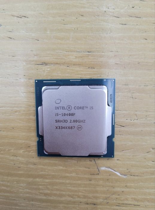 Продам процессор i5-10400F