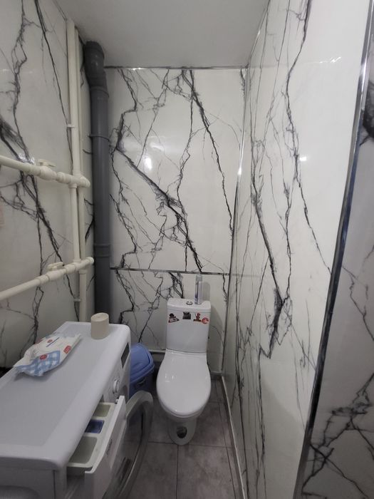 Продам 2 ух комн кв район Берекке