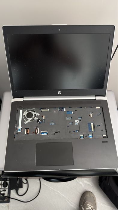 Продам ноутбук HP на запчасти