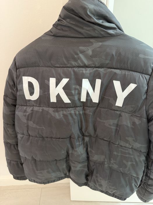 2 куртки оригинал