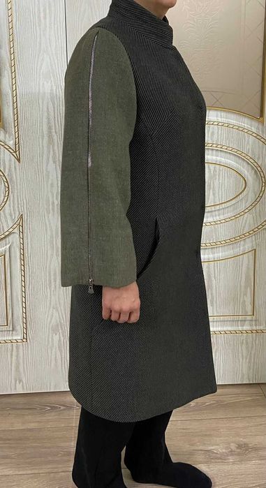 Пальто демисезонное