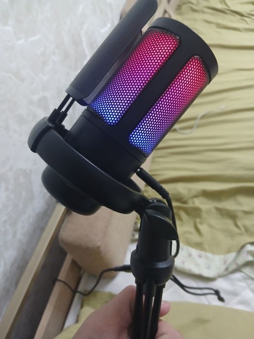 Отличный микрофон (Геймерский, студийный)