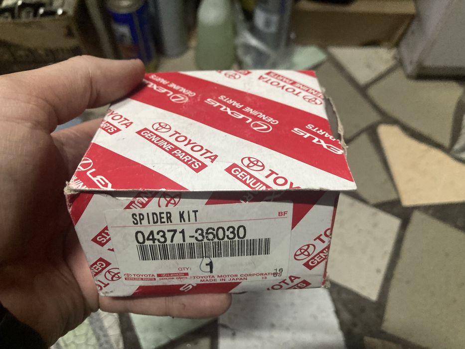 Крестовина карданного вала Тойота Лексус / Toyota Lexus