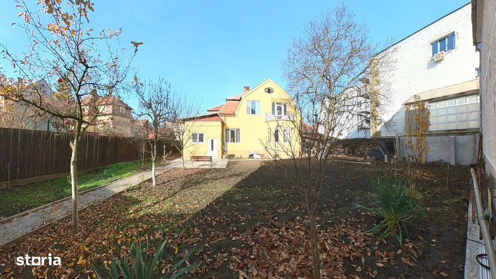 Vila tip Duplex in centrul istoric Brasov, cu 70% din terenul de 900mp