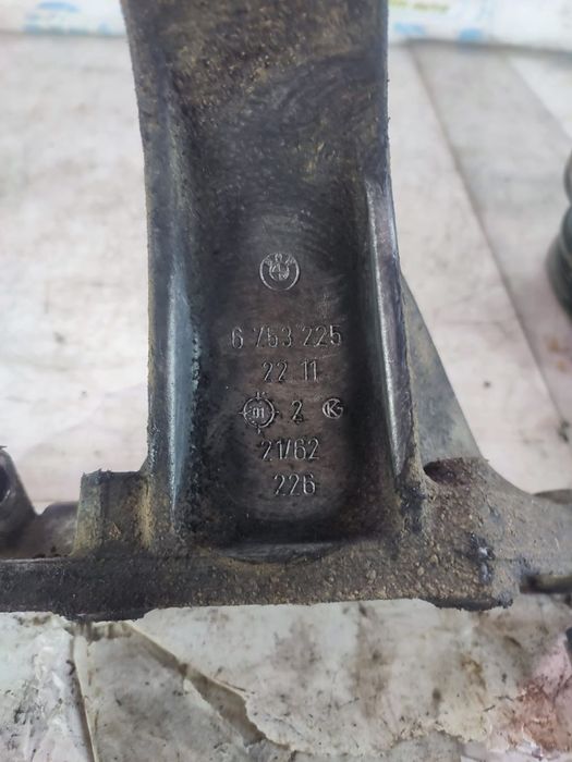 Suport motor 2.0 d m47 6753225 BMW Seria 3 E46 [1997 - 2003] 2.0 D m4