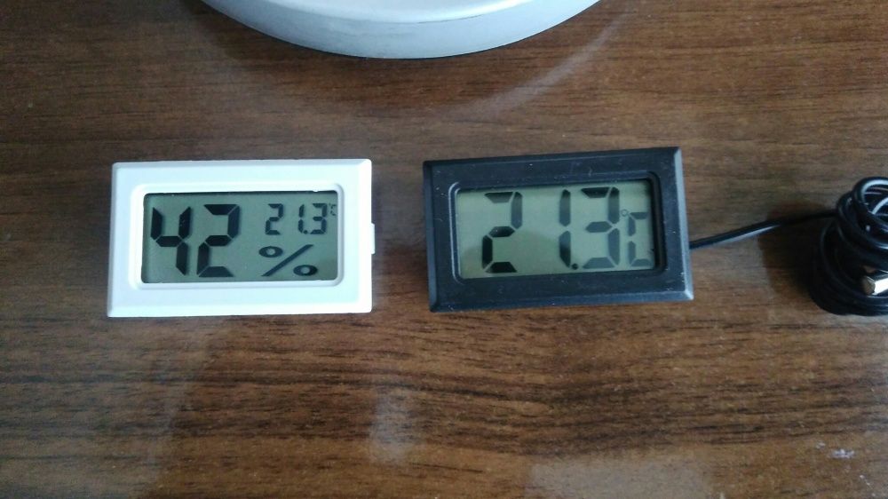 Комбинирани уреди - Барометър, термометър и хигрометър, хигрометър.