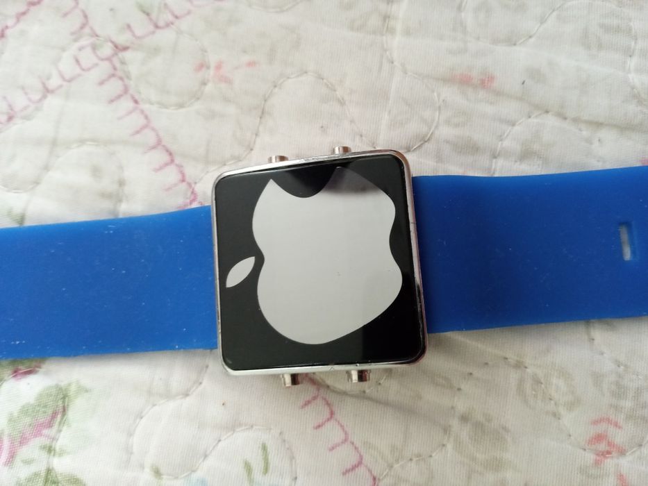 Часы наручные в отличном состоянии.