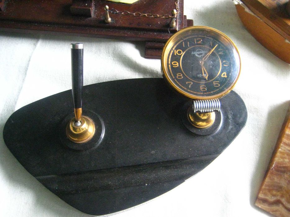 Настольные приборы для Ручек Карандашей и записок