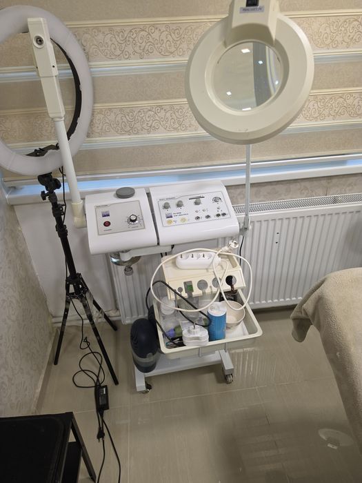 Combină Cosmetică Multifuncțională + Lampă Lupă + Ring Light + Ucenic