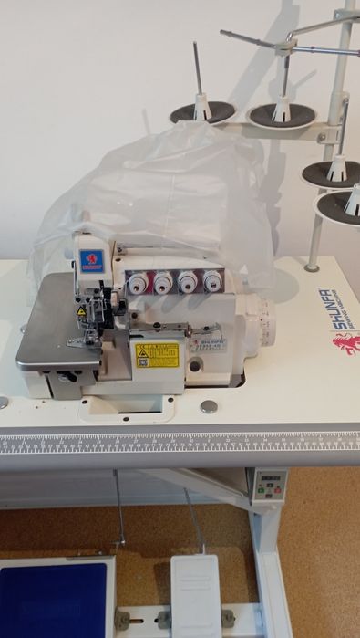 Промышленный оверлок