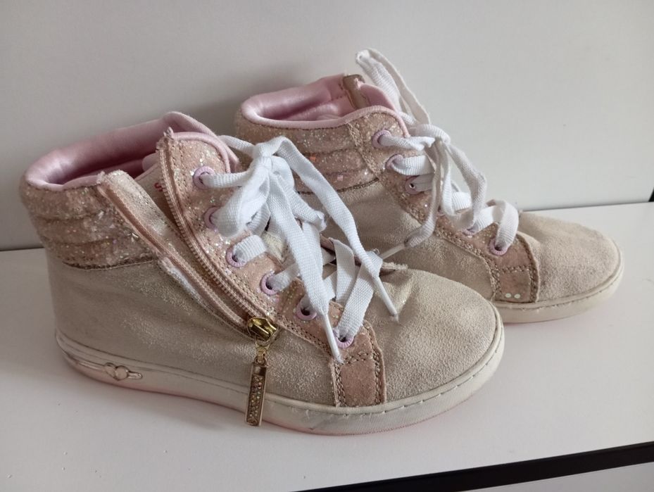 Tenisi Skechers marimea 35