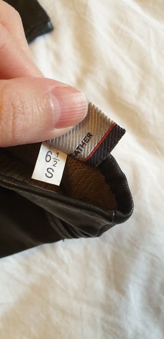 Дамски кожени ръкавици Арт 93