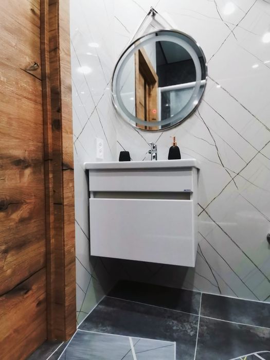 Сдам ЛЮКС  2-ком.квартиру посуточно